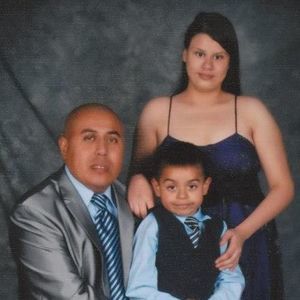 Meet your Posher, Eligio